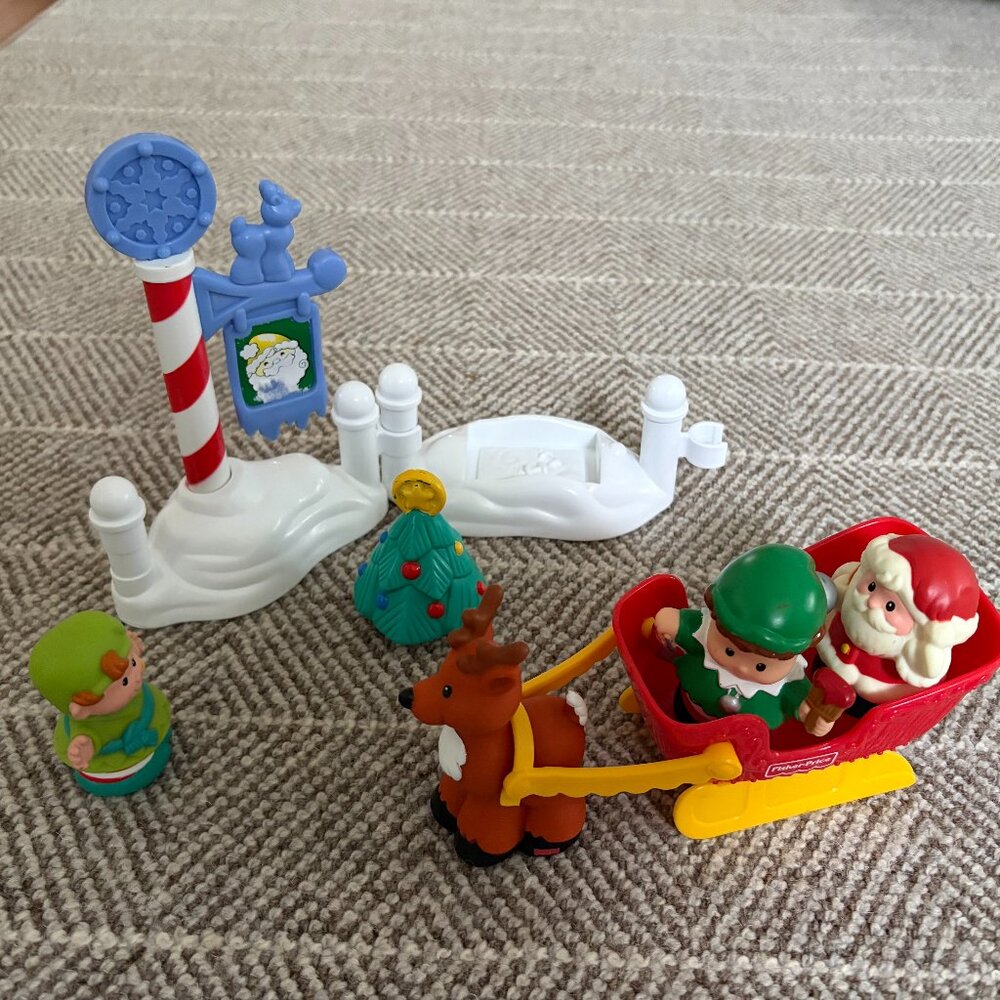 Fisher Price Santa, Reindeer, Sleigh & Elves